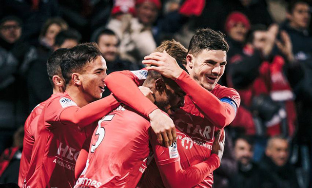 Nhận định kèo nhà cái Châu Á – kèo chấp Nimes vs Rennes