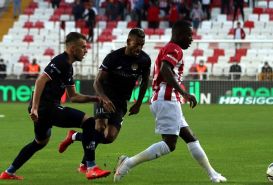 Soi kèo Sivasspor vs Antalyaspor, 00h00 ngày 1/11 dự đoán kết quả vòng 12