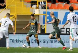 Soi kèo Konyaspor vs Alanyaspor, 20h00 ngày 25/12 dự đoán kết quả VĐQG Thổ Nhĩ Kỳ